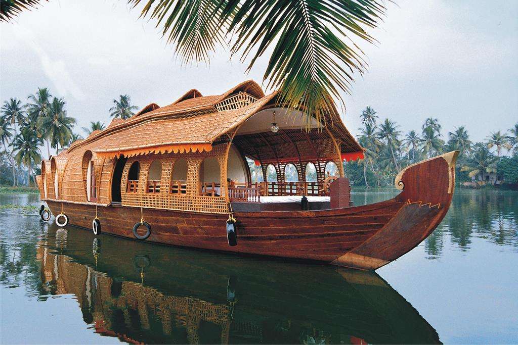 Coimbatore to Alleppey Houseboat Tour packages