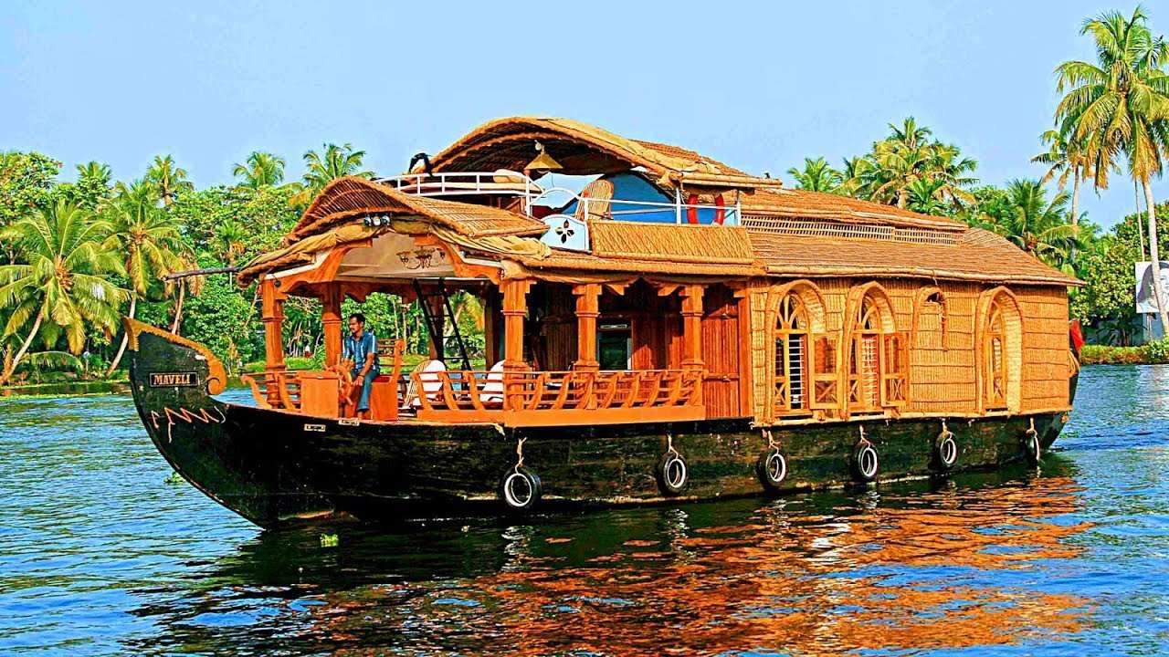 Coimbatore to Chengualm Boat House Munnar Tour Packages