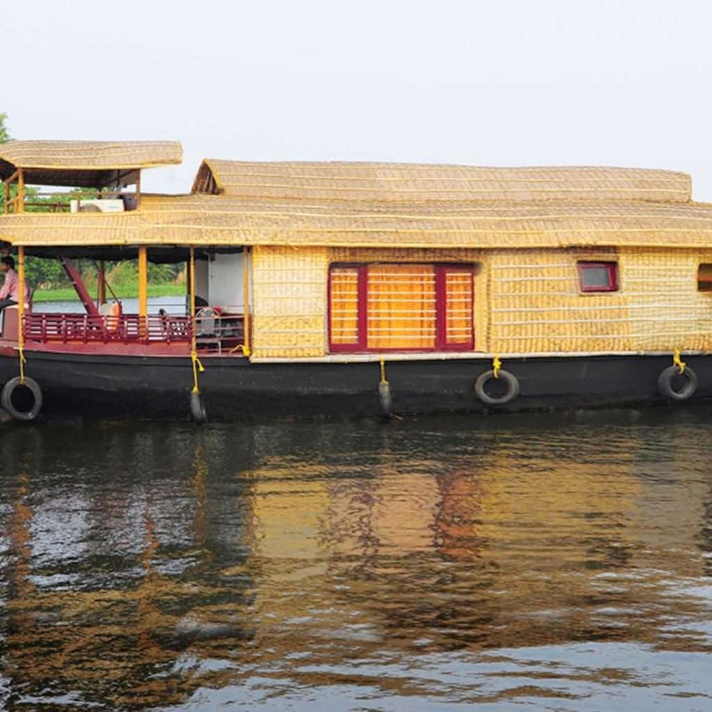 Coimbatore to Kumarakom HouseBoat  Alleppey Tour Packages