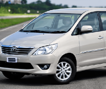 Read more about the article Road Trip Essentials: Must-Have Items for a Safe Journey